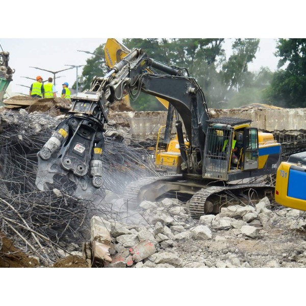 Construction company fined after worker killed by an Excavator