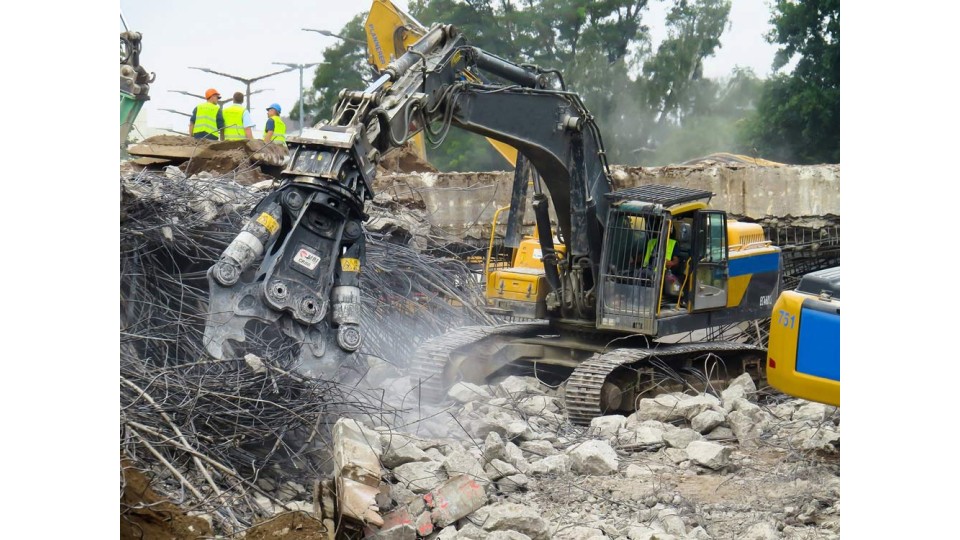 Construction company fined after worker killed by an Excavator