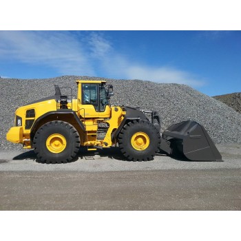 Dad killed by shovel loader whilst working for recycling firm
