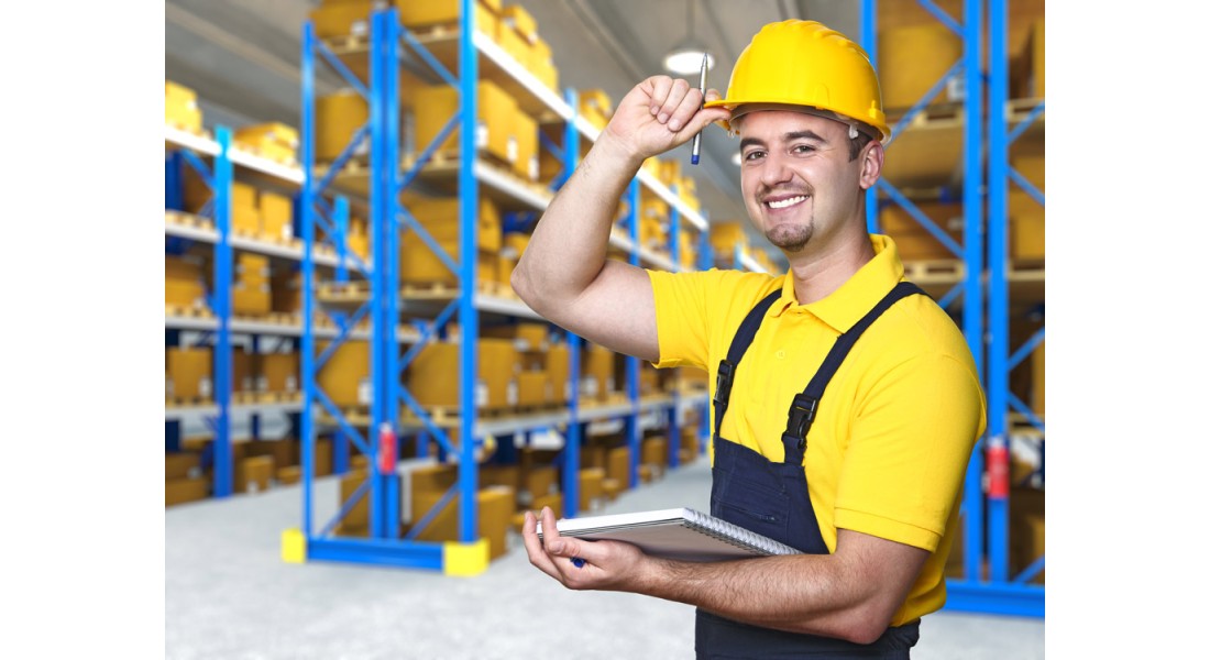 https://www.goodtogosafety.co.uk/image/cache/catalog/Blog/Warehouse-Worker-2-1100x600.jpg