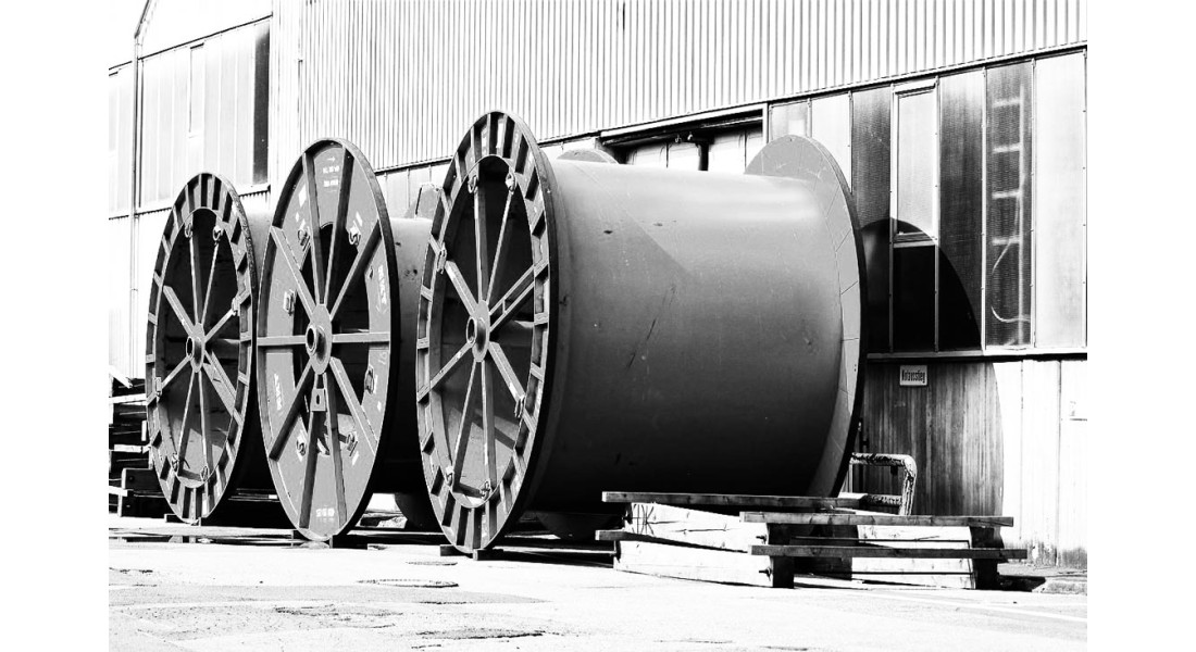 https://www.goodtogosafety.co.uk/image/cache/catalog/Blog/cable-drum-1100x600.jpg