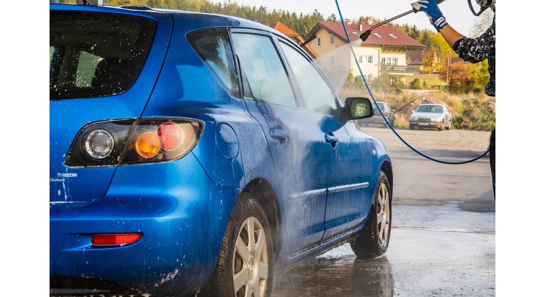 https://www.goodtogosafety.co.uk/image/cache/catalog/Blog/car-wash-1100x600.jpg