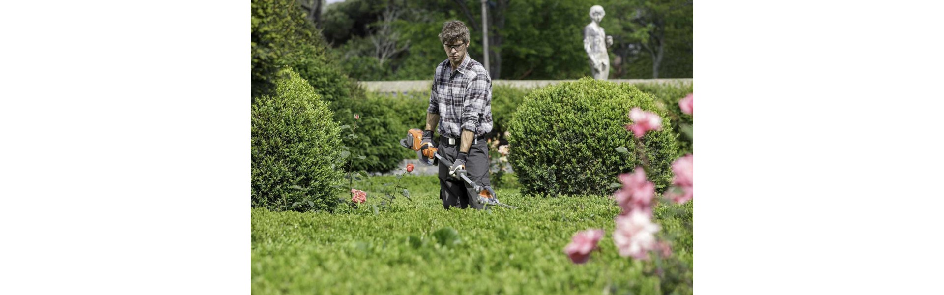 https://www.goodtogosafety.co.uk/image/cache/catalog/Blog/hedge-trimming-1920x600.jpg