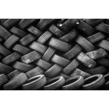 Tyre Blow Outs & Illegal Tyres on UK Roads